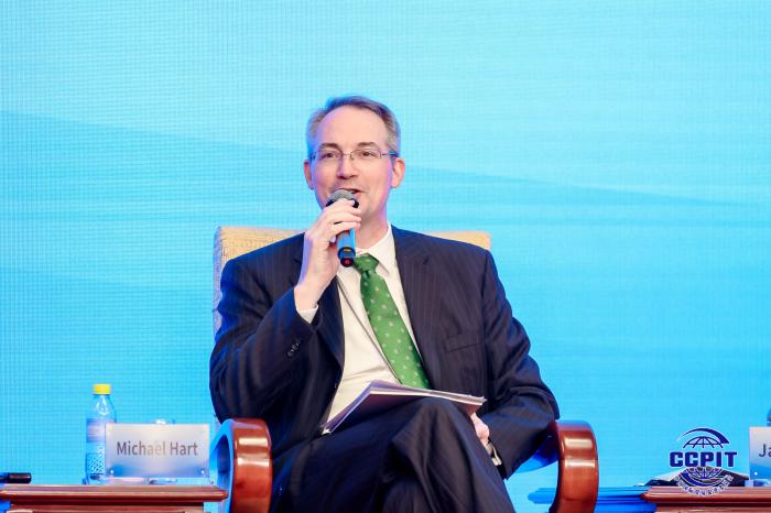 中国美国商会会长：美国企业将继续投资中国
